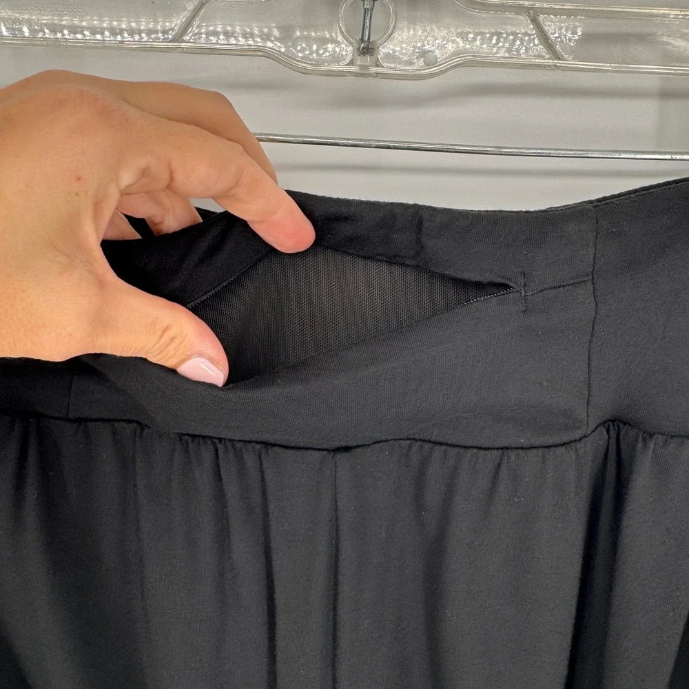 Halara High Waisted Multiple Pockets Split 2 in 1 Yoga Shorts Black‎ S Athletic